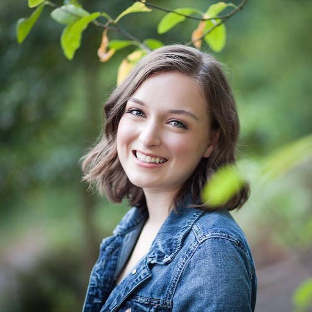 Meet your Posher, Olivia